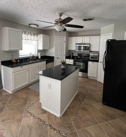 Kitchen - Ashington Park 1 Bedroom / Male Shared Home / $1000 includes utilities