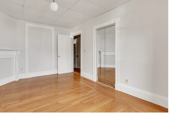 Bedroom - 823 Dorchester, Boston, MA 02125 Apartments