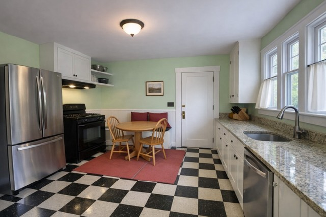 Kitchen - Newtonville 2+ Bedroom Apartment for Rent