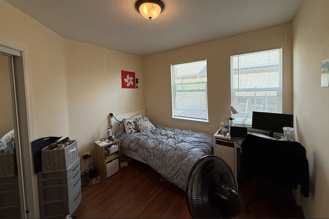 bedroom photo - Single summer sublet close to campus
