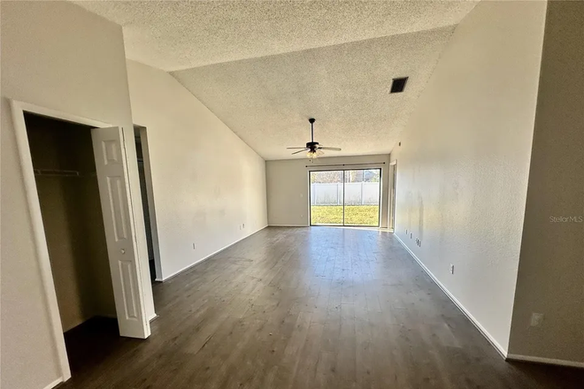Living room - Modern renovated private 3bed 2bath house for lease 1 roommate only NO PARTY HOUSE