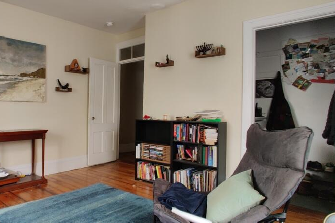 Furnished bedroom - 1 Bedroom for Rent in Bright 4-Bedroom Apartment – Walk to Brown & India Point Park