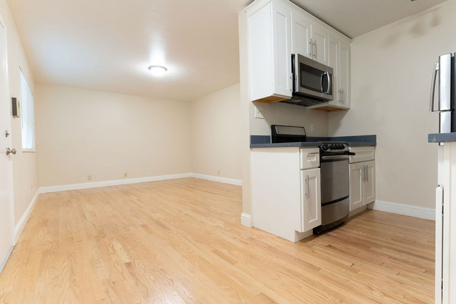  - NEW 200 East 15th Street