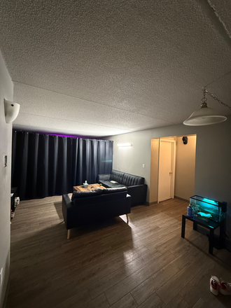 Hall dm me for more pictures of schedule a time to come and look at the whole place - 15 harbor point blvd Apartments