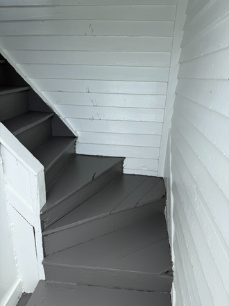 Entrance Stairs - Large 4BR Fully Furnished Harding Rd Apartment