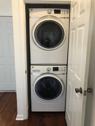 Laundry - 1808 Cecil B Moore, unfurnished 1 bed 1 bath unit, 5 minutes walk to campus. Condo