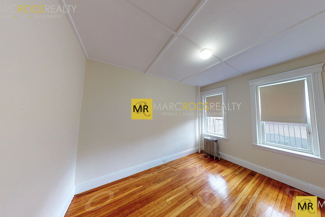 Call NOW for showings! 617-236-8550 - BOYLSTON ST - *NO FEE* STUDIO W/ LRG FOYER, H&HW INC, LNDRY IN BLDNG CLOSE TO SCHOOL *AVAIL NOW* Apartments