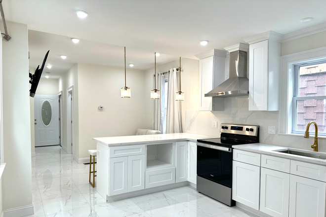 Kitchen/Living Area - (3 BR 2 Bath) Newly Renovated furnished 1st Floor Apt- In Unit Washer & Dryer