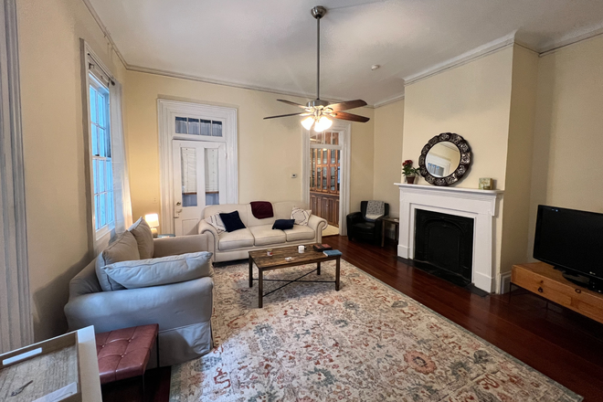 Living  Room - 4A DOUGHTY STREET - Across street from the Horseshoe Apartments