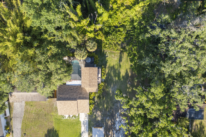 Photo - 5 bedrooms 4 full baths w/ heated pool & laundry room House