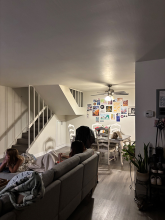 Living Room & Dining Room - SUMMER SUBLEASE — PLAYMOR TERRANCE