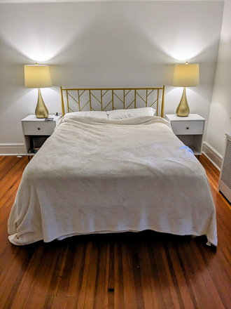 Queen bed - Spring Sublet:4BR thome for PU Faculty/Staff affiliate only-College Rd-Princeton