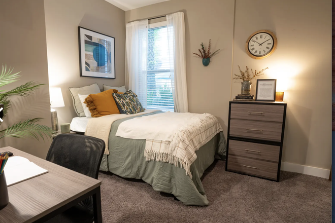 Bedroom - The Standard Apartments