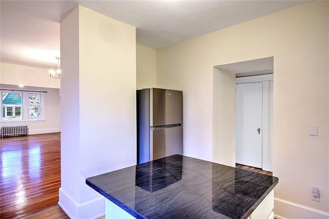 Kitchen - Light-Filled 3BR on Providence’s Desirable East Side near Hope Village Apartments