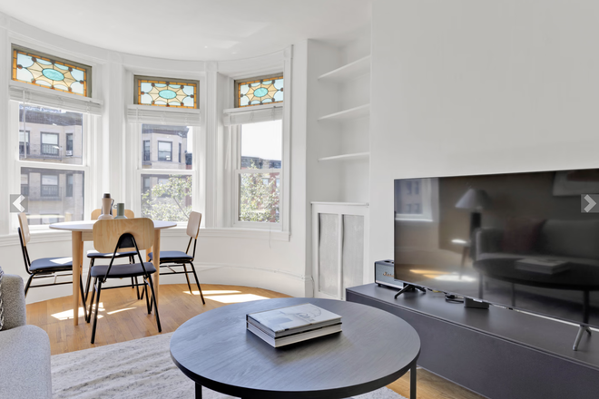 a - TOP FLOOR, NO FEE