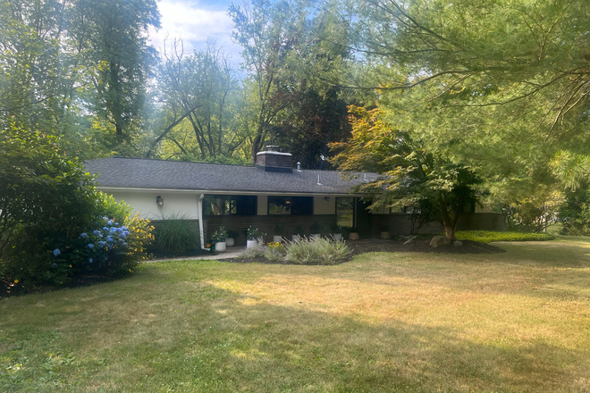 Street view - Furnished 4BR home-Mercer Rd-Princeton