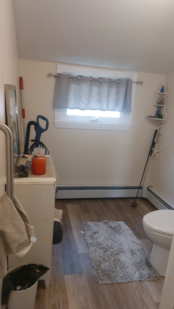 Bathroom - Huge Master Bedroom/ Private Bath in Owner occupied home. !0 minutes to UMass