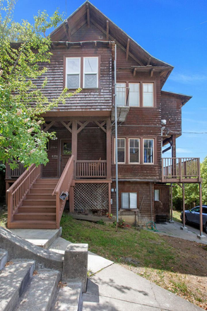  - 2704 Virginia St 1/2-4 - 0BR/1.0BA