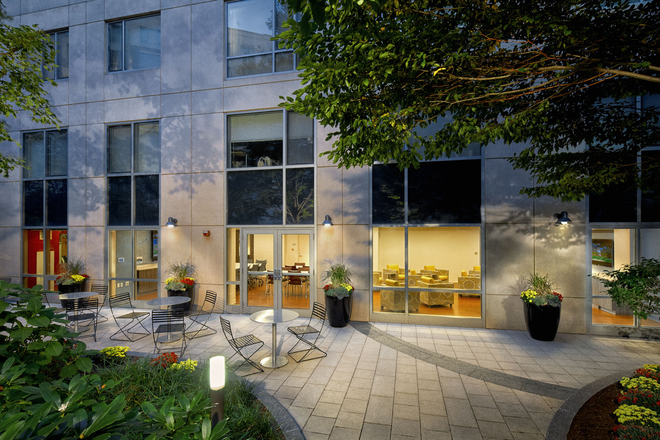 Outdoor - 2 Bedroom ; 2 bath fully furnished apartment At Harvard Trilogy