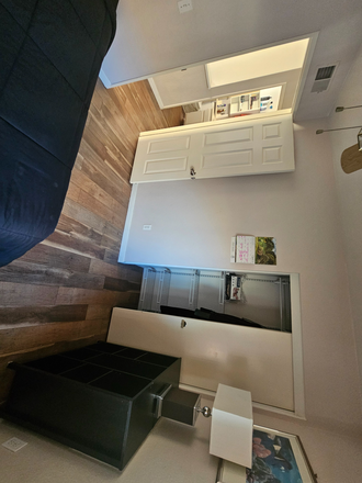 Bedroom - Room For Rent - Student-Friendly House 10 Minutes from UCR