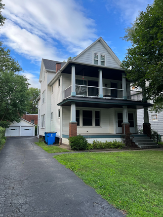 View from sidewalk - 2 Bedroom 1 Bathroom Apartment