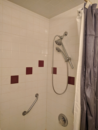 Unit 1 - continued - Two separate private rooms.  share bathroom  each  have a small kitchen. Excellent and quiet for stu Apartments