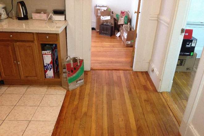 Call NOW for showings! 617-236-8600 - HEMENWAY ST - *NO FEE* LRG 1BR SPLIT FOR 2 PPL IN SYMPHONY FOR *9/1/2026* W/ H&HW INC, LNDRY ON SITE Condo