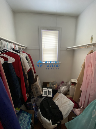 Bedroom #3 - Spacious 3 Bed 1 Bath on Cambridge Street !!