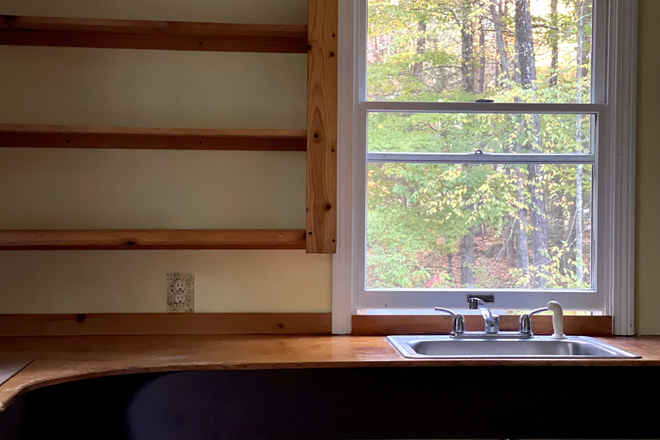Kitchen View - Sunny Suite Minutes From UMASS Duplex
