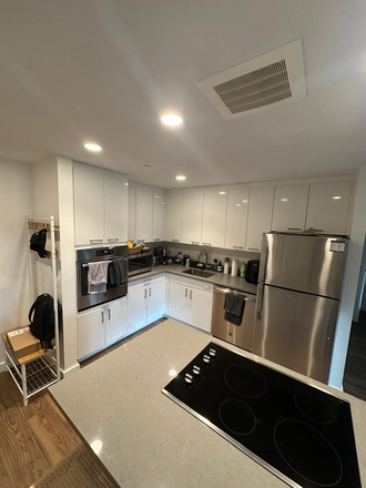 Kitchen - Spacious Studio with Balcony for Winter Sublet - SFP 2 Apartments