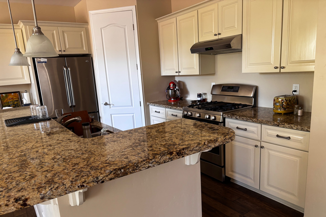 Kitchen - Pinnacle Pines Townhouse