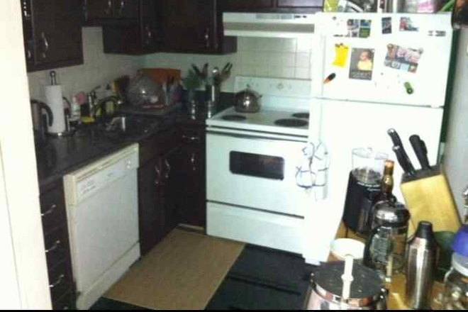 kitchen - Great location! spacious 2 bd 2baths, Davis/Porter, parking