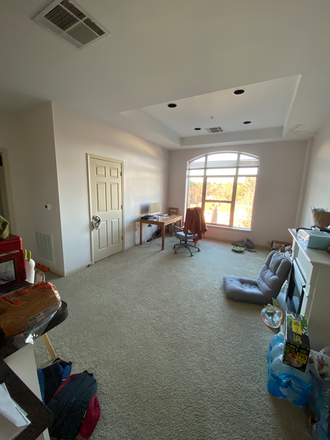 living room - Erwin Terrace Apartments