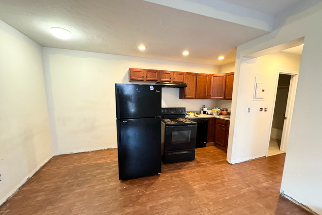Kitchen - 2 Bedroom Apartment on Ruggles St