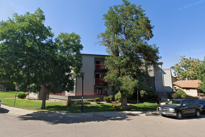 Condo building - 2 Bd/2 Ba available for Summer 2026 and 2026-2027 School Year