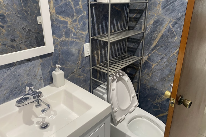 bathroom - 2BR Guest House • Utilities Included • 2.6 Miles from Caltech