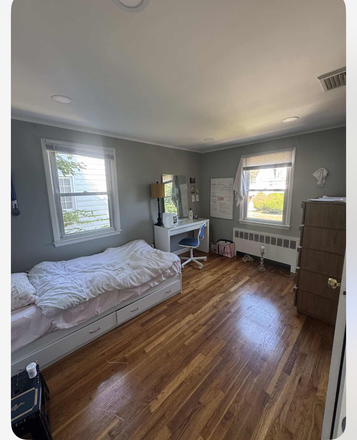 Bed room - Room for rent House