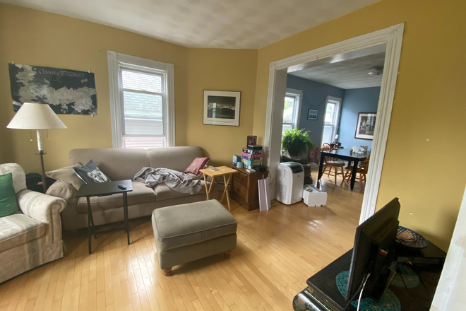 Living room and dining room - 2 Blocks to Davis Sq., NO FEE, Bright 3 br, 6 rm, 1200 sf, Sept 1, W/D Apartments