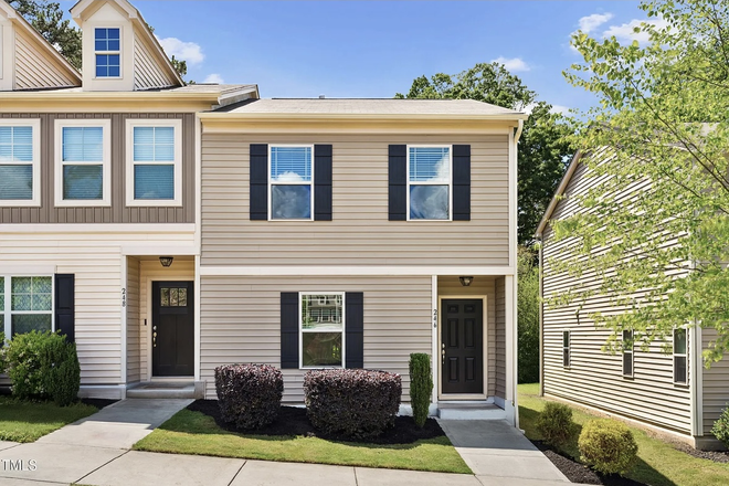 Outside street view - Modern 3BR Townhouse Near NC State