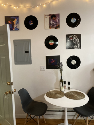 . - 3 bedroom 58 Westland Ave- AVAIL 9/1/26 Apartments