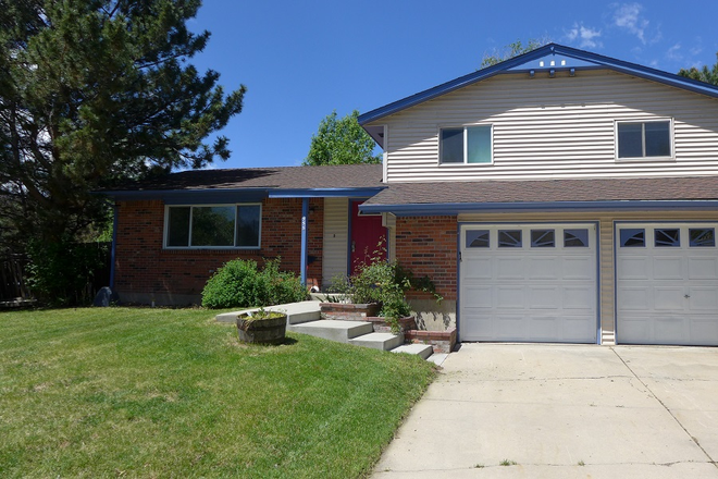 1 - AVAILABLE 6/5: McIntire St