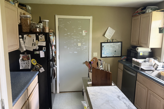Kitchen2 - 5 Bedroom Single Family Home