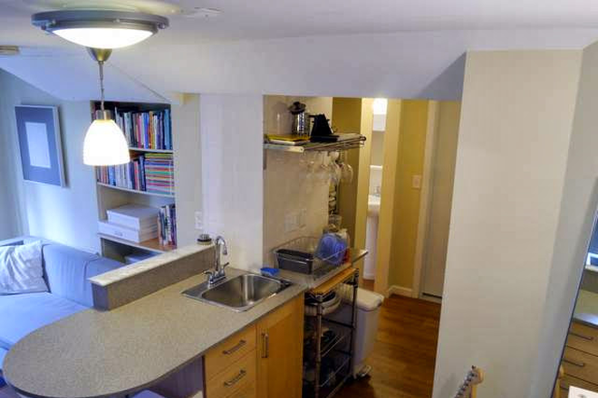 kitch - Walk to Umass and town center- all utilities are included Apartments