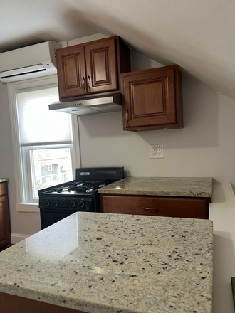 Kitchen - Sunny and spacious 3rd floor furnished apartment, electric included