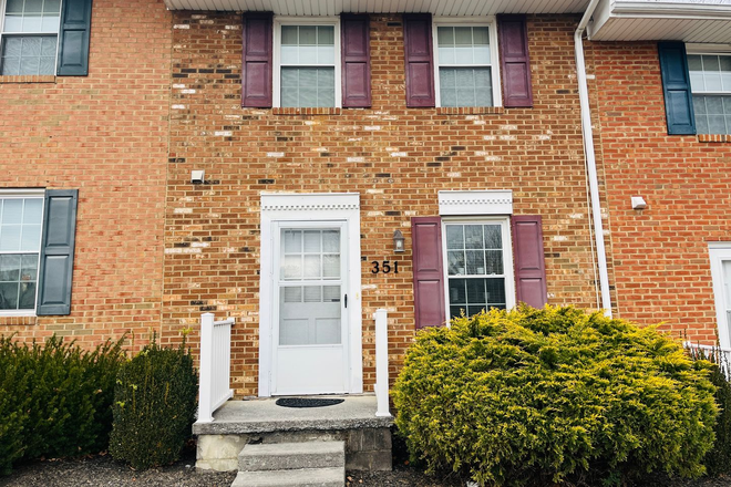 - 2 Bedroom, 1.5 Bath Townhouse
