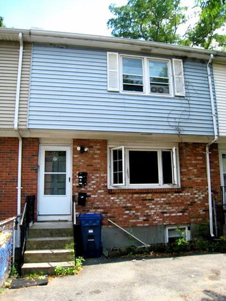 Exterior - HUGE 4 Bed 2.5 Bath for Grad Housing!! Apartments