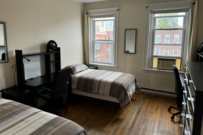 Double Room Photo 1 - Furnished 2-Bedroom Split Apartment by Semester