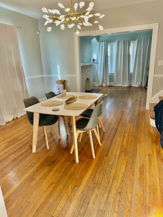 Living room - 1 mile from CWRU campus. Beautiful 5 bedroom home in historic Cleveland Heights  neighborhood.