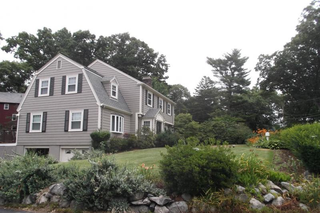 . - 5bed 3.5bath HOUSE, just 3min from public transport