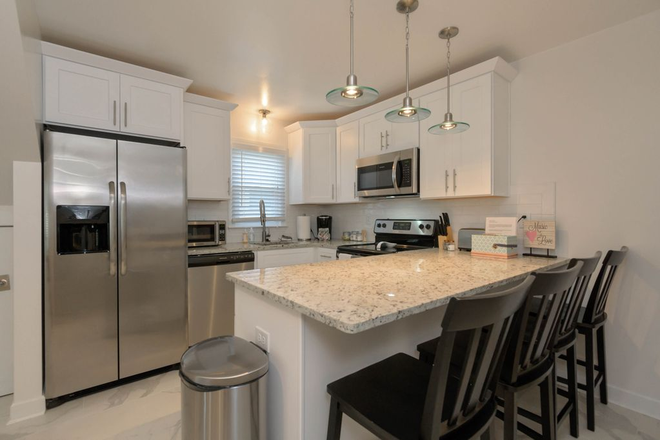 KITCHEN/DINING ROOM - Fully Furnished.  2 bed. 2 bath. $4400 month includes utilities. Condo